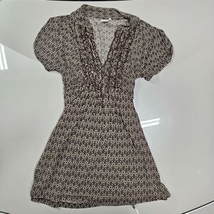 Elegant Black and White Patterned Dress